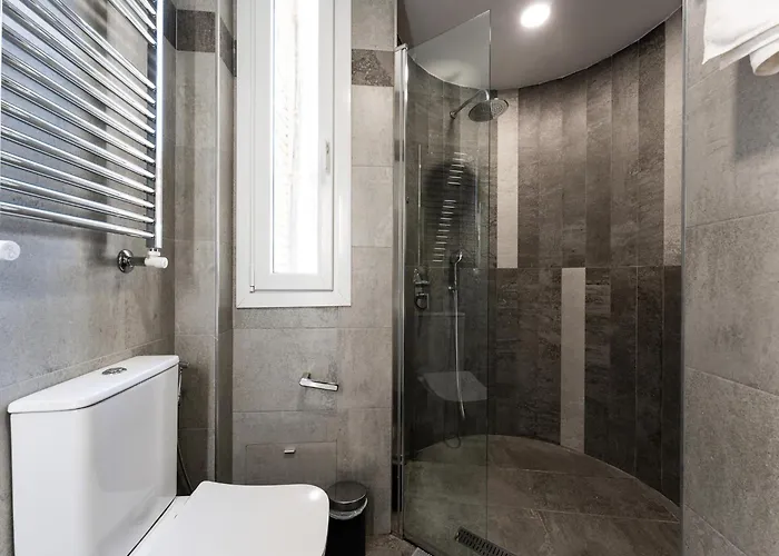 Coxy In Almaria Near Centre Torremolinos