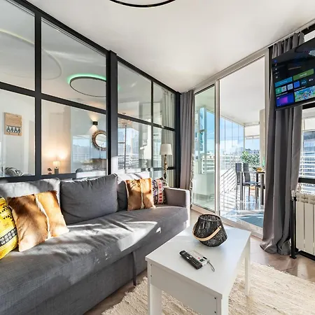 Coxy In Almaria Near Centre * Torremolinos